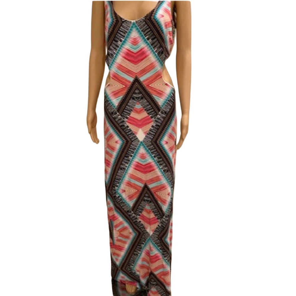 bebe Multicolor Geometric Maxi Dress